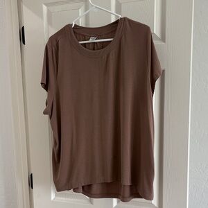 Athleta with ease tee | size M